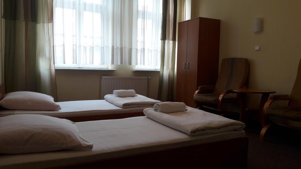 Dom Turysty Motell Kostrzyn nad Odra Exteriör bild