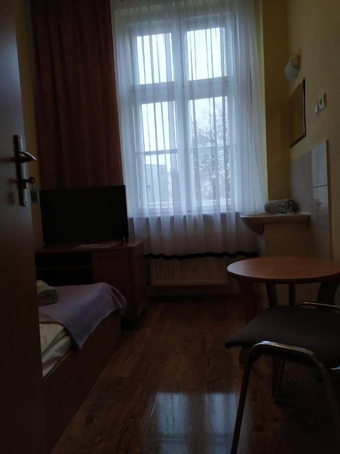 Dom Turysty Motell Kostrzyn nad Odra Exteriör bild
