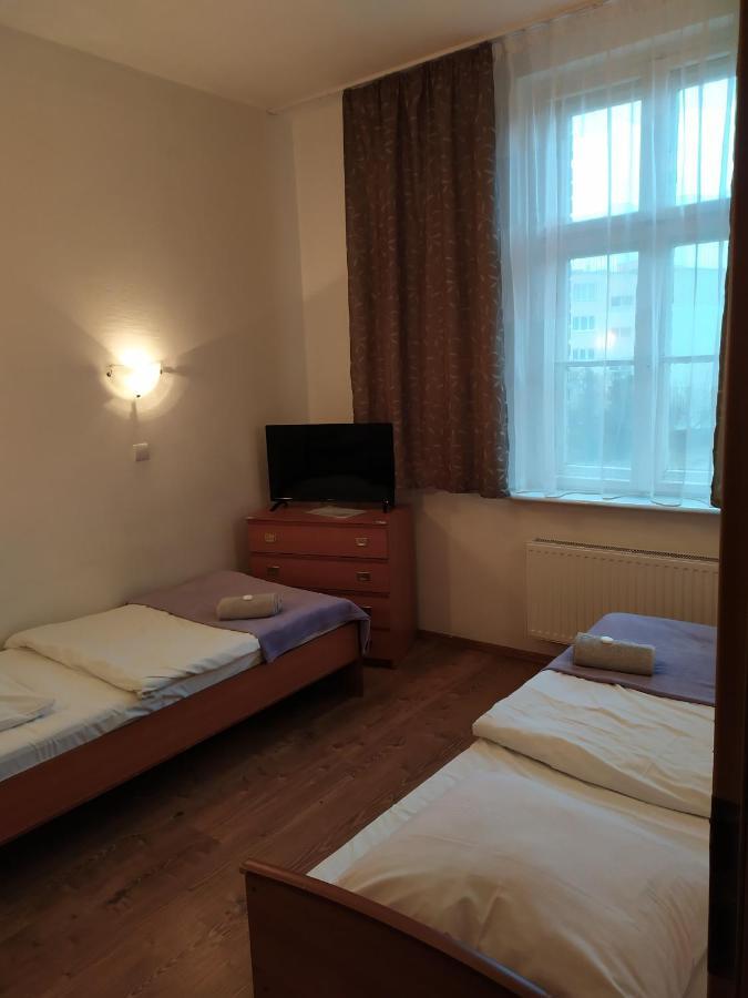 Dom Turysty Motell Kostrzyn nad Odra Exteriör bild